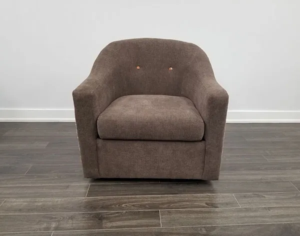 Room Chair-9 — Room chair in leather, with tufted detailing