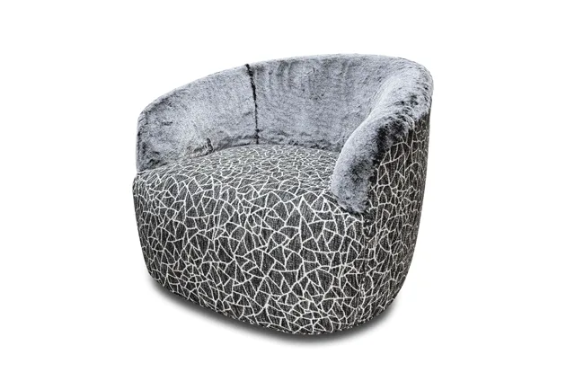 Swivel Chair-1 — Swivel chair in leather, with tufted detailing (view 1 of 2)